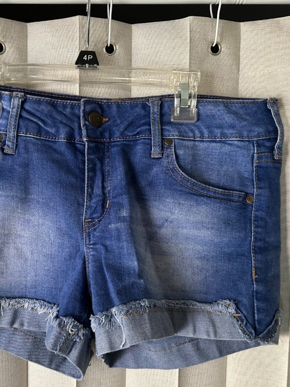 Denim Short Celebrity Pink Size 9/29
